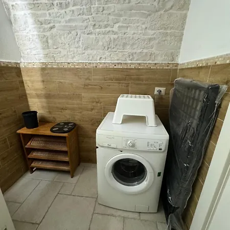 Augustus Bed & Breakfast